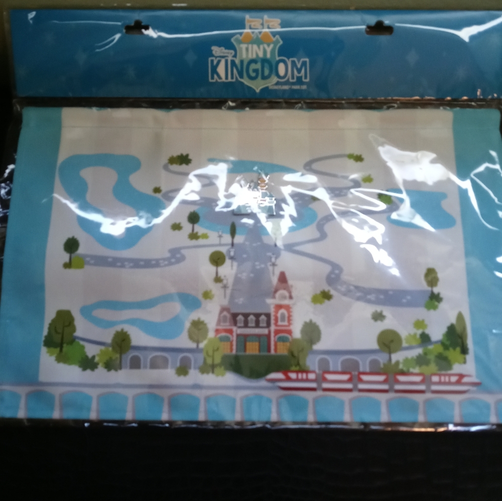 Tiny Kingdom Pin Holder, Disneyland version